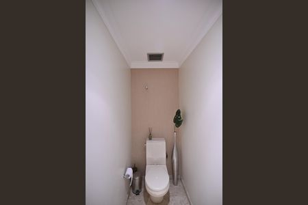 Apartamento para alugar com 350m², 4 quartos e 4 vagasLavabo