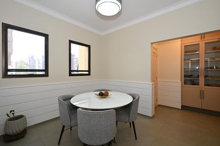 Apartamento para alugar com 350m², 4 quartos e 4 vagasSala de Almoço