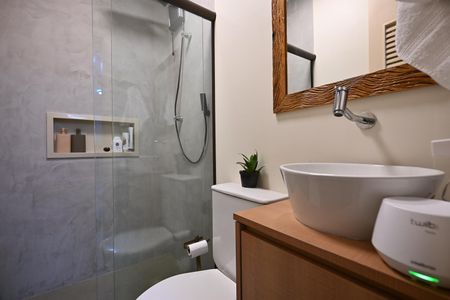 Apartamento para alugar com 350m², 4 quartos e 4 vagasBanheiro de Serviço