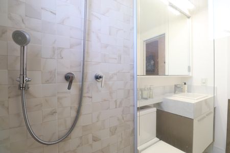 Apartamento à venda com 92m², 2 quartos e 2 vagasBanheiro da Suíte 2