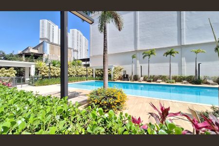 Apartamento à venda com 92m², 2 quartos e 2 vagasÁrea comum - Piscina