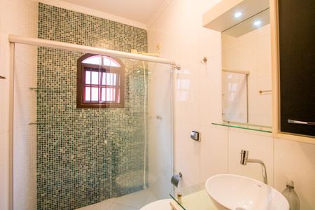 Casa à venda com 158m², 2 quartos e 2 vagas Casa à venda com 158m², 2 quartos e 2 vagasBanheiro social