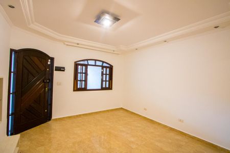 Casa à venda com 158m², 2 quartos e 2 vagas Casa à venda com 158m², 2 quartos e 2 vagasSala