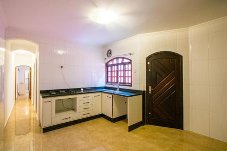 Casa à venda com 158m², 2 quartos e 2 vagas Casa à venda com 158m², 2 quartos e 2 vagasCozinha