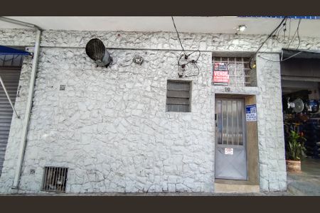 Apartamento para alugar com 72m², 2 quartos e sem vagaPlaca