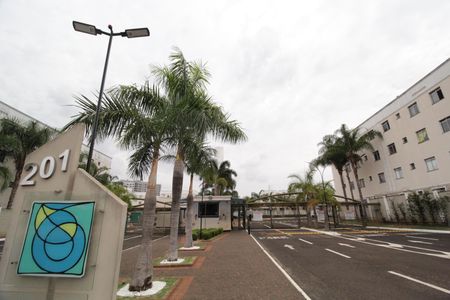 Apartamento para alugar com 46m², 2 quartos e 1 vagaFachada