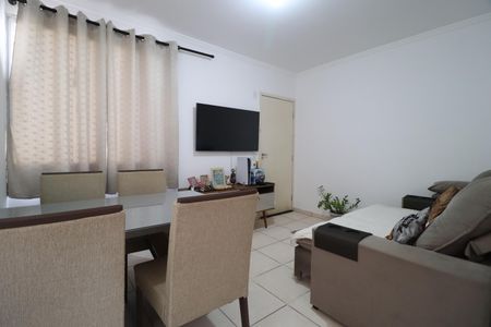 Sala de apartamento para alugar com 2 quartos, 46m² em Shopping Park, Uberlândia