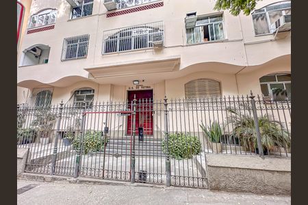 Apartamento à venda com 60m², 1 quarto e sem vagaFachada