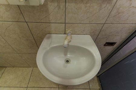 Casa à venda com 126m², 2 quartos e 2 vagasBanheiro Social