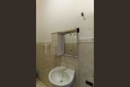 Casa à venda com 126m², 2 quartos e 2 vagasBanheiro Social