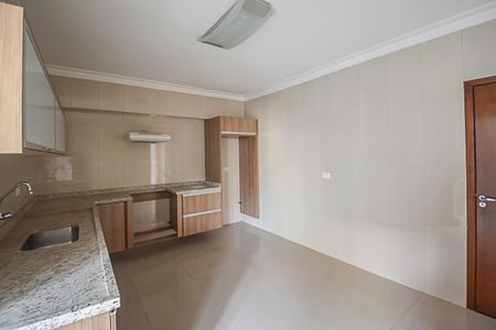 Apartamento à venda com 63m², 2 quartos e 1 vaga Apartamento à venda com 63m², 2 quartos e 1 vagaCozinha