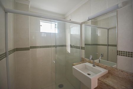 Apartamento à venda com 63m², 2 quartos e 1 vaga Apartamento à venda com 63m², 2 quartos e 1 vagaBanheiro