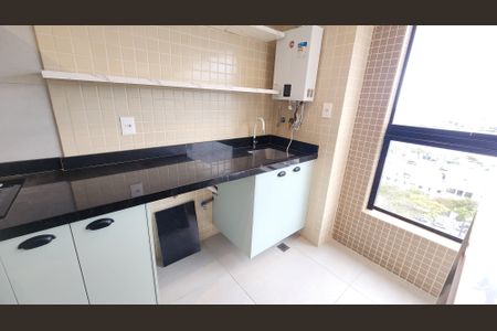 Apartamento para alugar com 65m², 2 quartos e 1 vagaÁrea de Serviço