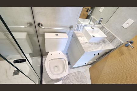 Apartamento para alugar com 65m², 2 quartos e 1 vagaBanheiro da Suíte