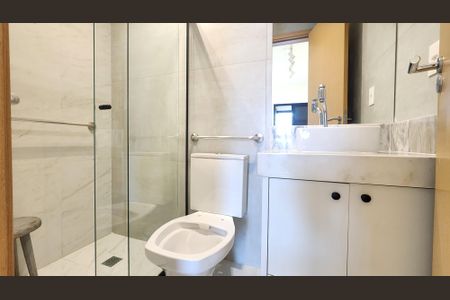 Apartamento para alugar com 65m², 2 quartos e 1 vagaBanheiro da Suíte