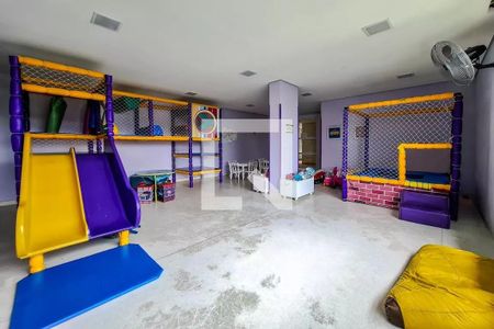 Apartamento à venda com 106m², 2 quartos e 2 vagas Apartamento à venda com 106m², 2 quartos e 2 vagasÁrea comum - Brinquedoteca