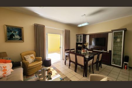 Sala de casa de condomínio à venda com 3 quartos, 131m² em Parque Residencial Nove de Julho, Jundiaí