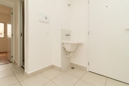 Apartamento à venda com 32m², 2 quartos e sem vaga Apartamento à venda com 32m², 2 quartos e sem vagaCozinha e Área de Serviço