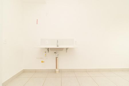 Apartamento à venda com 32m², 2 quartos e sem vaga Apartamento à venda com 32m², 2 quartos e sem vagaCozinha e Área de Serviço