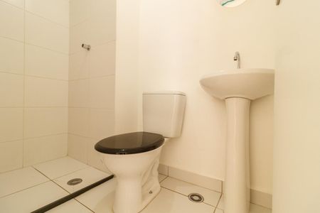 Apartamento à venda com 32m², 2 quartos e sem vaga Apartamento à venda com 32m², 2 quartos e sem vagaBanheiro