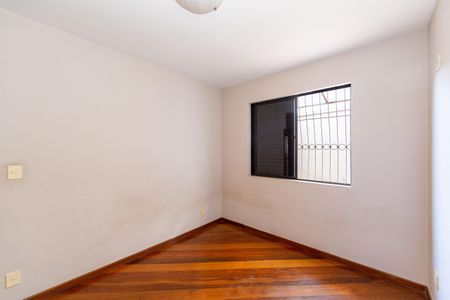 Apartamento à venda com 194m², 3 quartos e 2 vagas Apartamento à venda com 194m², 3 quartos e 2 vagasQuarto 1