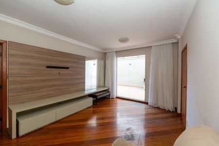 Sala de apartamento à venda com 3 quartos, 194m² em Caiçara-adelaide, Belo Horizonte
