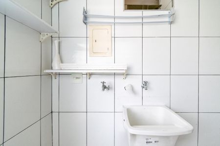 Apartamento à venda com 79m², 2 quartos e 1 vaga Apartamento à venda com 79m², 2 quartos e 1 vagaÁrea de Serviço