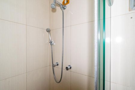 Apartamento à venda com 79m², 2 quartos e 1 vaga Apartamento à venda com 79m², 2 quartos e 1 vagaBanheiro Social