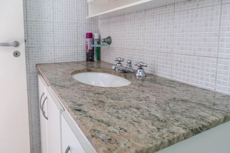 Apartamento à venda com 94m², 3 quartos e 3 vagasBanheiro da Suíte