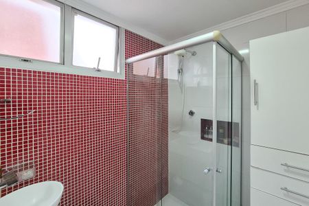 Apartamento à venda com 57m², 2 quartos e 1 vaga Apartamento à venda com 57m², 2 quartos e 1 vagaBanheiro Social