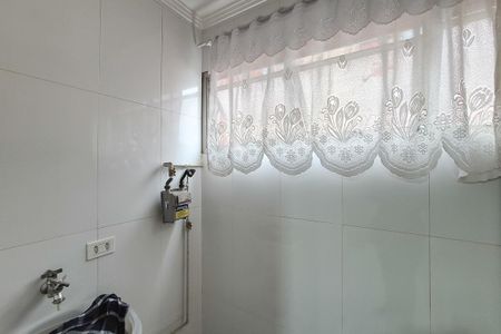 Apartamento à venda com 57m², 2 quartos e 1 vaga Apartamento à venda com 57m², 2 quartos e 1 vagaCozinha e Área de Serviço