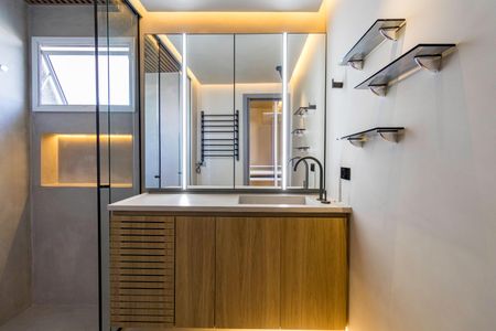 Apartamento à venda com 141m², 2 quartos e 4 vagasBanheiro da Suíte 2