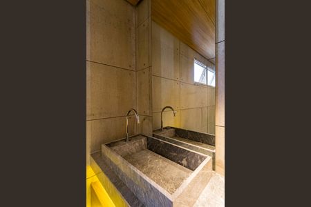 Apartamento à venda com 141m², 2 quartos e 4 vagasLavabo