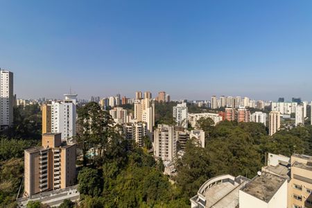 Apartamento à venda com 141m², 2 quartos e 4 vagasVista da Suíte 2