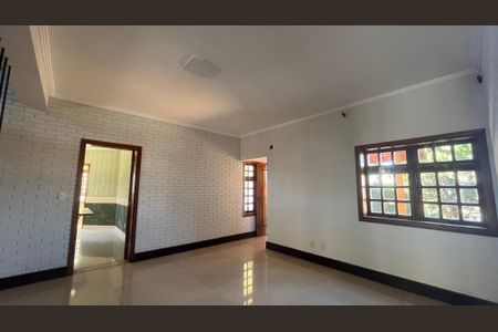 Casa de condomínio à venda com 800m², 5 quartos e 4 vagas Casa de condomínio à venda com 800m², 5 quartos e 4 vagasSala