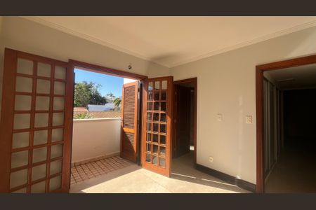 Casa de condomínio à venda com 800m², 5 quartos e 4 vagas Casa de condomínio à venda com 800m², 5 quartos e 4 vagasSuíte 1