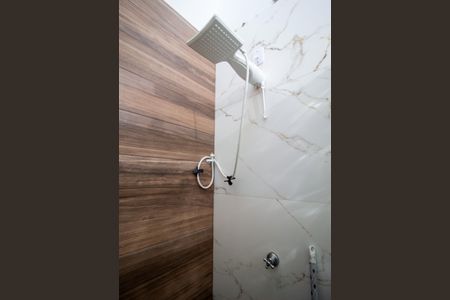 Banheiro de casa para alugar com 1 quarto, 87m² em Jardim Eucaliptos, Sorocaba