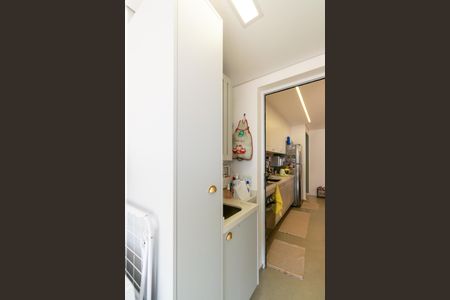 Apartamento à venda com 69m², 2 quartos e 1 vagaÁrea de Serviço