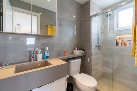 Apartamento à venda com 69m², 2 quartos e 1 vagaBanheiro da Suíte