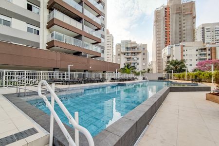 Apartamento à venda com 69m², 2 quartos e 1 vagaÁrea comum - Piscina