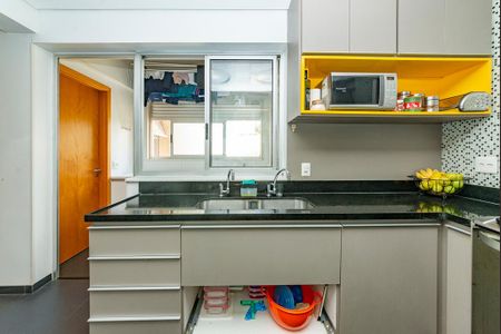 Apartamento à venda com 141m², 4 quartos e 2 vagasCozinha
