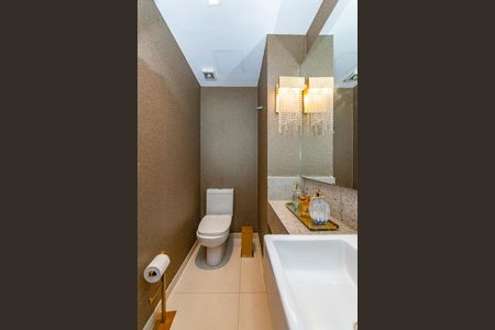 Apartamento à venda com 141m², 4 quartos e 2 vagasLavabo