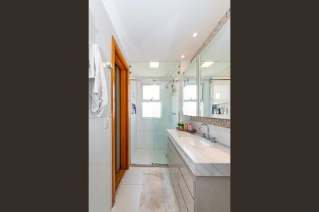 Apartamento à venda com 141m², 4 quartos e 2 vagasBanheiro da Suíte