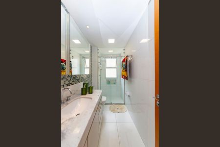 Apartamento à venda com 141m², 4 quartos e 2 vagasBanheiro Social