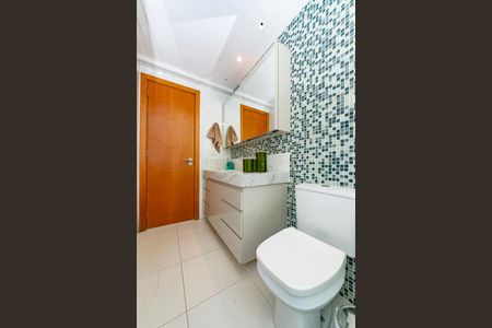 Apartamento à venda com 141m², 4 quartos e 2 vagasBanheiro Social