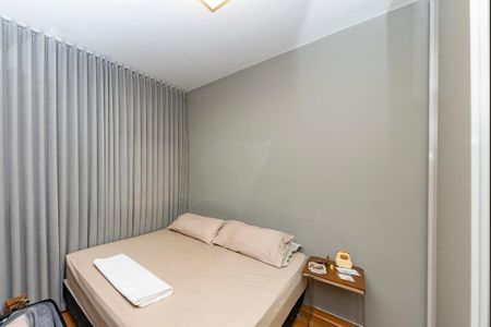 Apartamento à venda com 141m², 4 quartos e 2 vagasQuarto 2