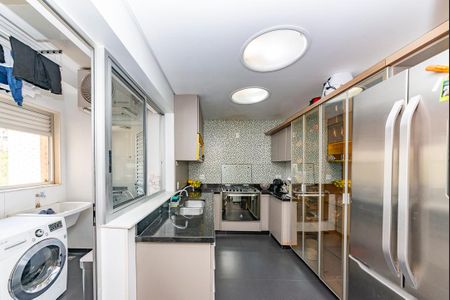 Apartamento à venda com 141m², 4 quartos e 2 vagasCozinha