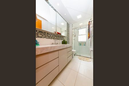 Apartamento à venda com 141m², 4 quartos e 2 vagasBanheiro Social