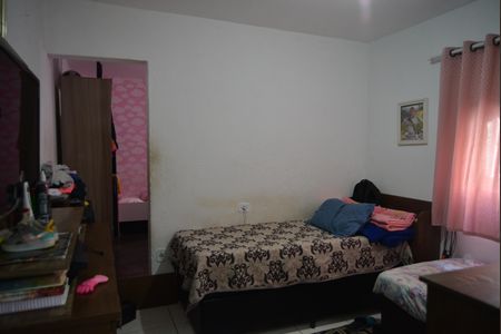 Casa à venda com 230m², 2 quartos e 2 vagasQuarto 1