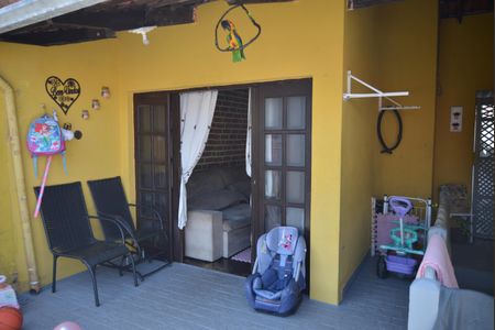 Sacada de casa à venda com 2 quartos, 230m² em Jardim Itapoan, Santo André